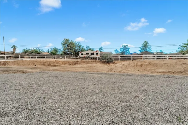 18645 Symeron Road, Apple Valley, California 92307
