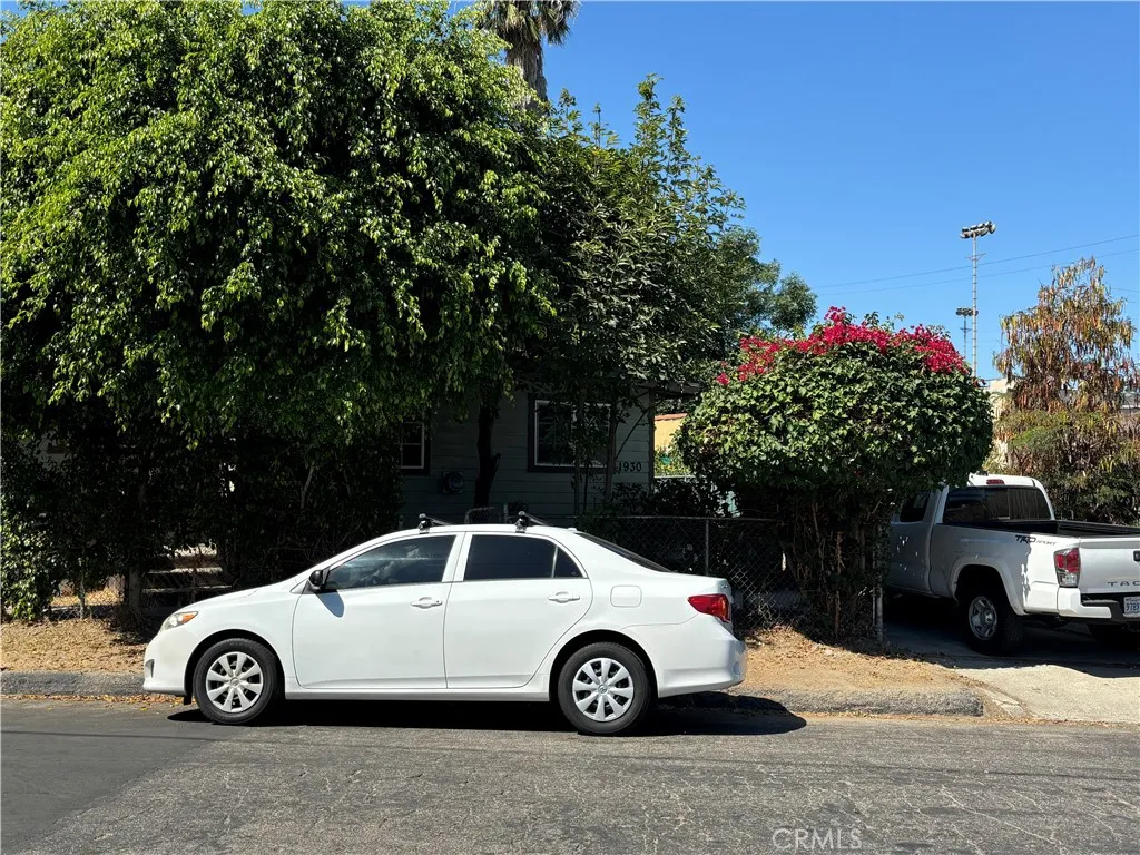 1930 Blake Avenue, Los Angeles, California 90039 home-pic-0