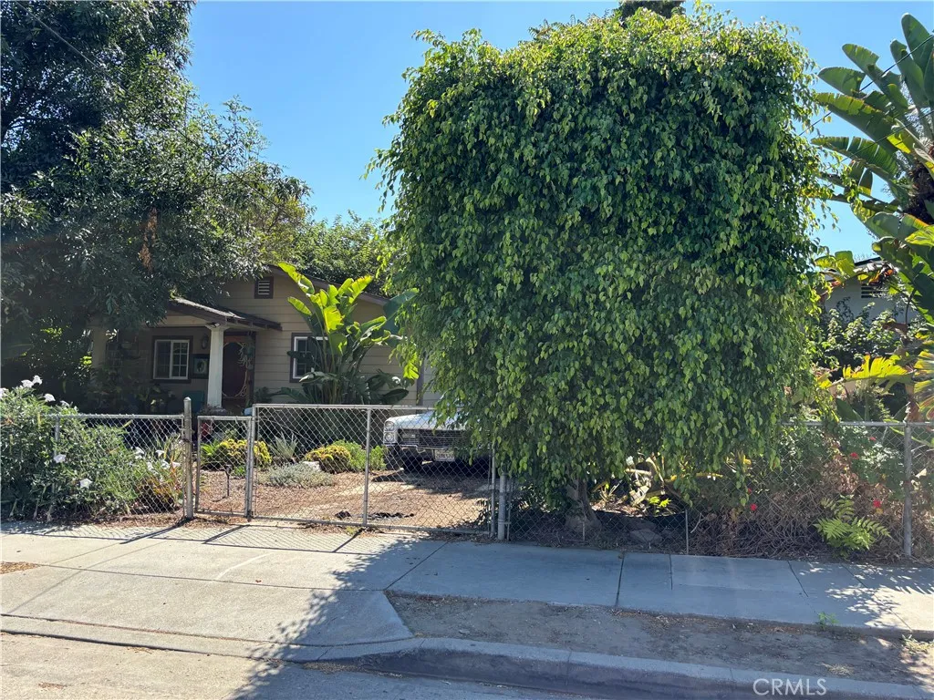 2724 Queen Street, Los Angeles, California 90039 home-pic-4