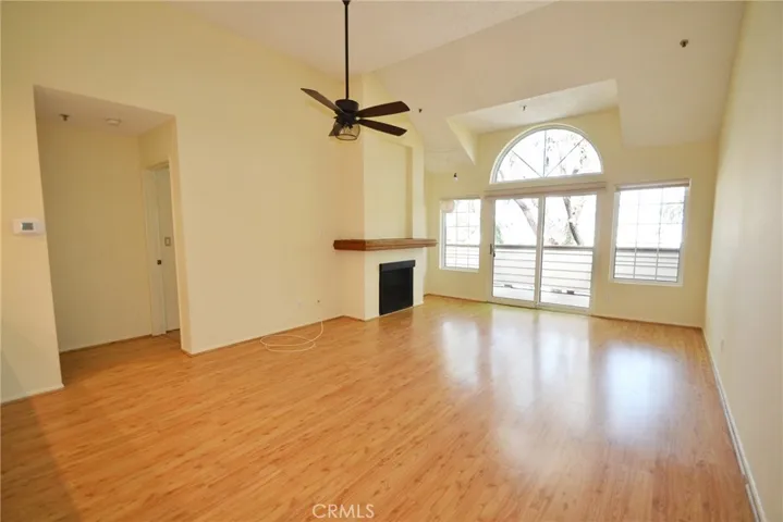 2559 Plaza Del Amo 305, Torrance, California 90503