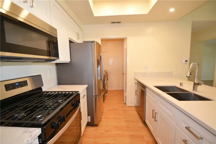 2559 Plaza Del Amo 305, Torrance, California 90503