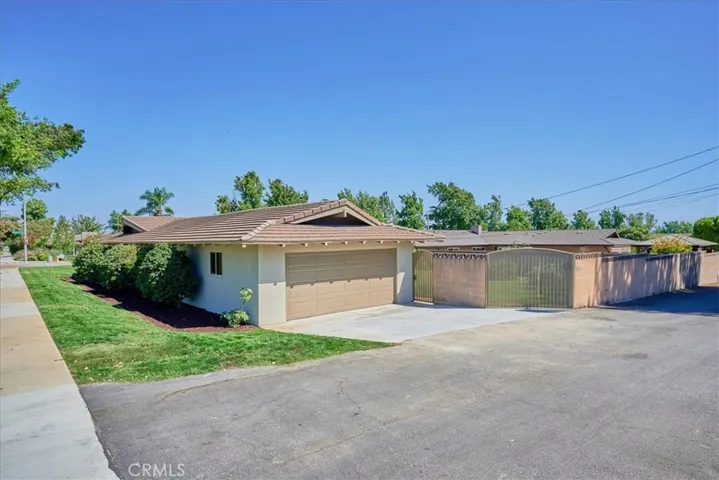 1395 N Shelley Avenue, Upland, California 91786