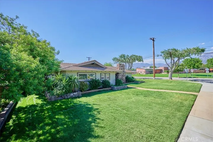 1395 N Shelley Avenue, Upland, California 91786