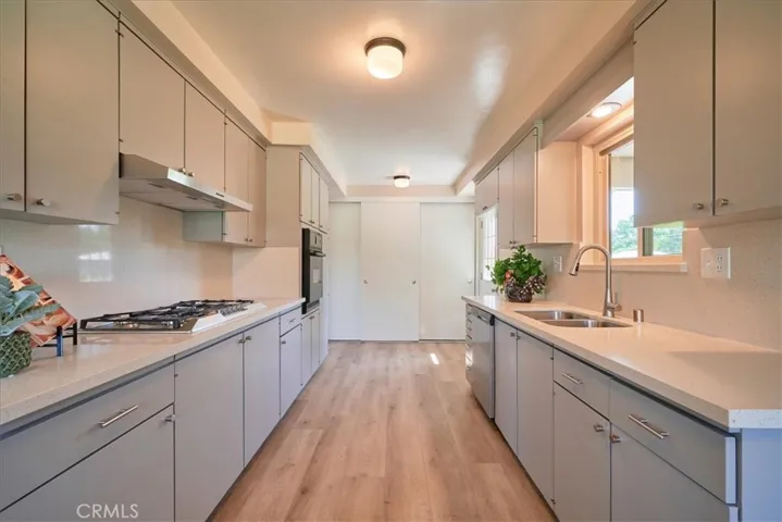 1395 N Shelley Avenue, Upland, California 91786