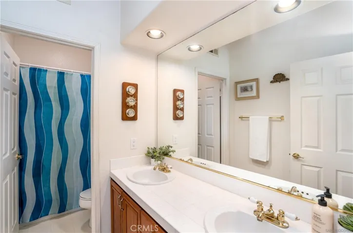 3761 Southridge Way, Oceanside, California 92056