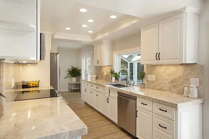 1414 Flair Encinitas, Encinitas, California 92024