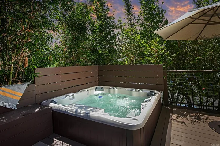 1414 Flair Encinitas, Encinitas, California 92024