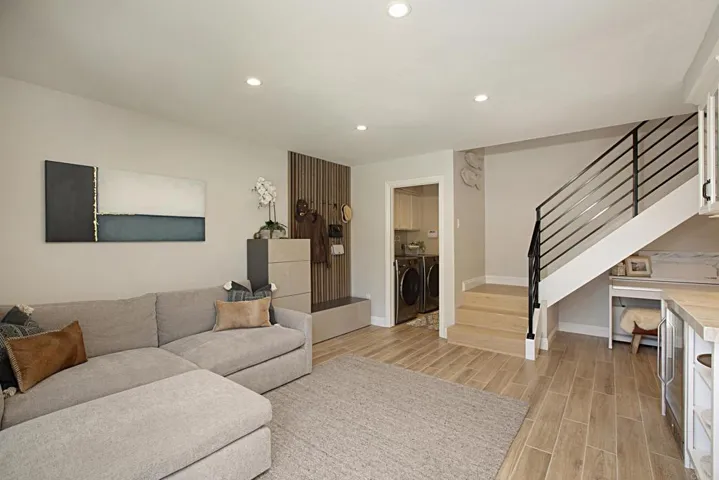 1414 Flair Encinitas, Encinitas, California 92024