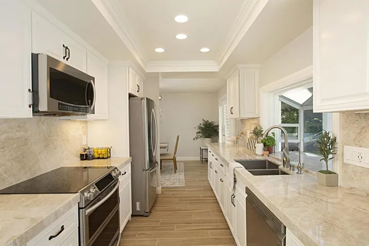 1414 Flair Encinitas, Encinitas, California 92024