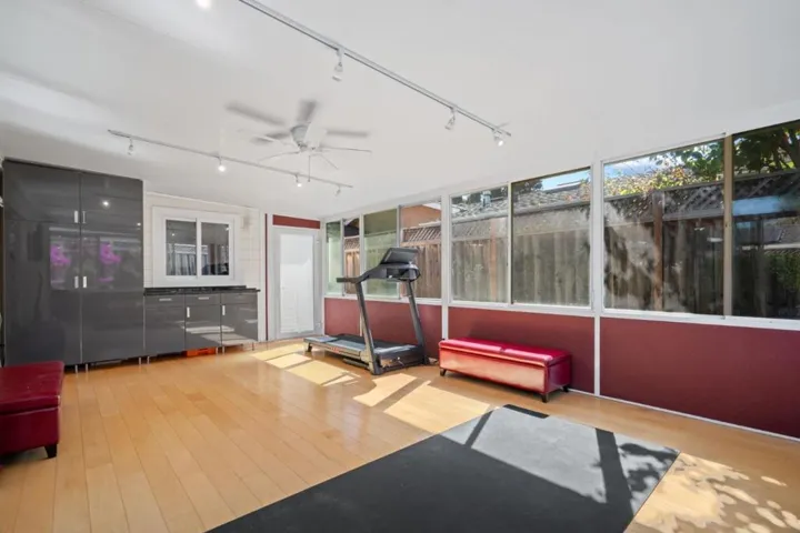 4206 Suzanne Drive, Palo Alto, California 94306