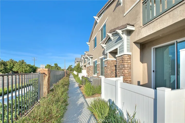 41985 Emelia Street 303, Murrieta, California 92562