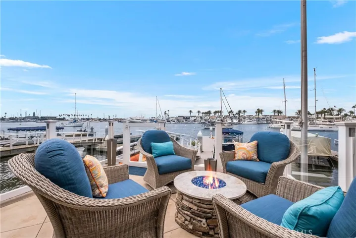 Perfect viewing for the holiday boat parade