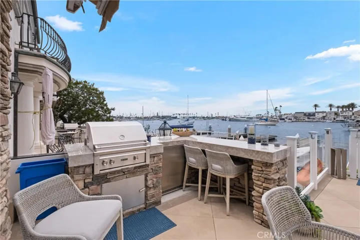 Built in BBQ, seating and firepit