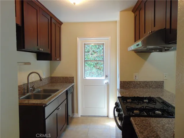 2005 Alabama Street, Huntington Beach, California 92648