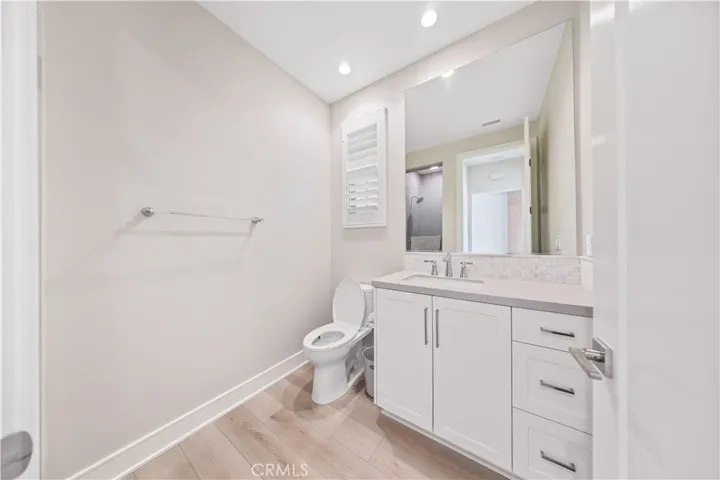 1st floor bathroom