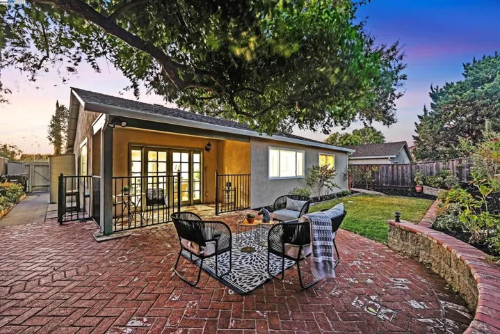 704 Debra St., Livermore, California 94550