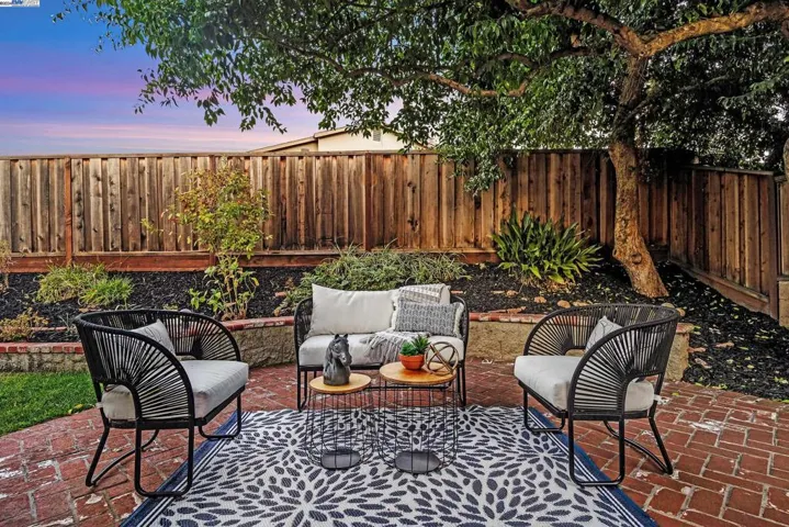 704 Debra St., Livermore, California 94550