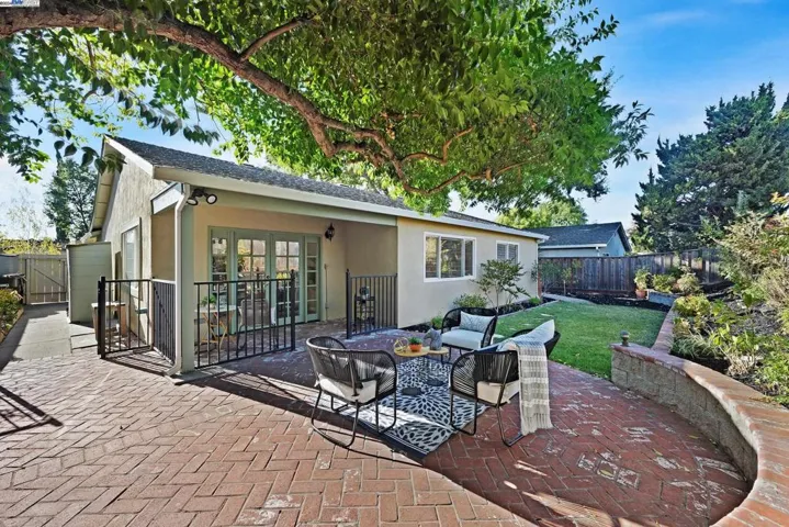 704 Debra St., Livermore, California 94550