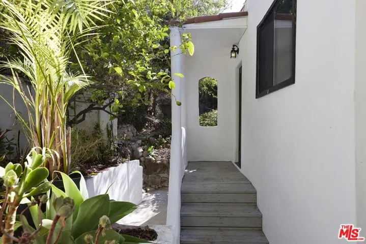 3501 Loma Lada Drive, Los Angeles, California 90065
