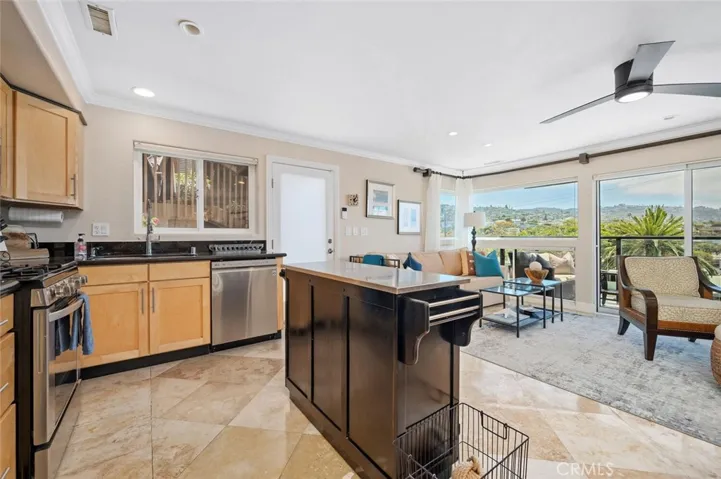 174 Cliff Drive F, Laguna Beach, California 92651