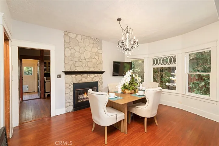 515 E Foothill Boulevard E, Monrovia, California 91006