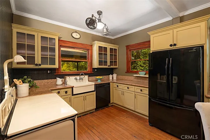 515 E Foothill Boulevard E, Monrovia, California 91006