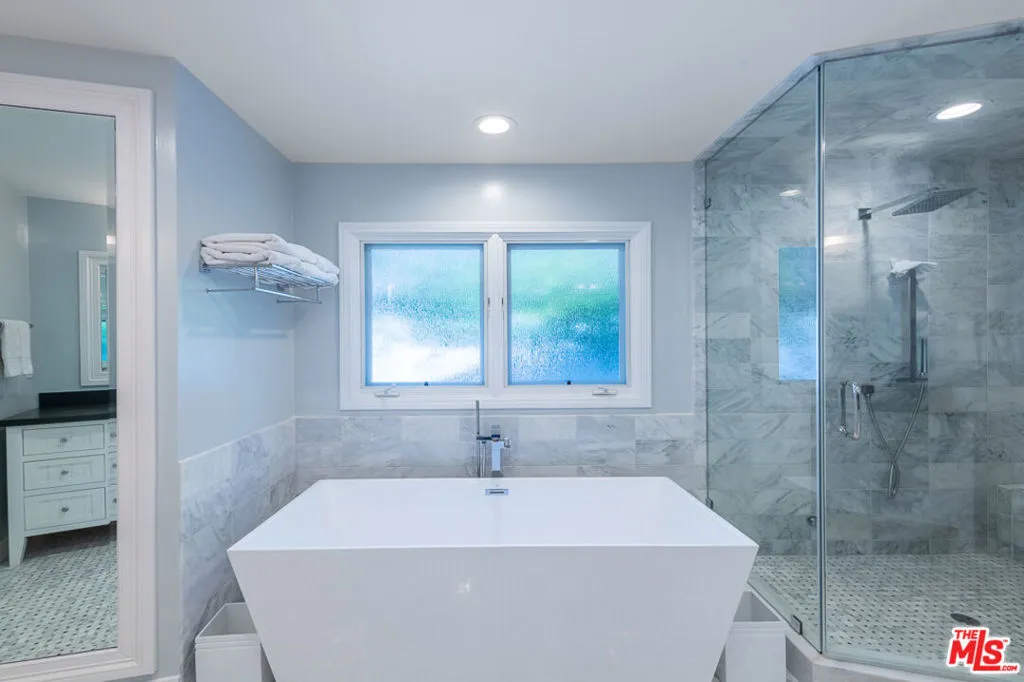 17149 Mccormick Street, Encino, California 91316 home-pic-21