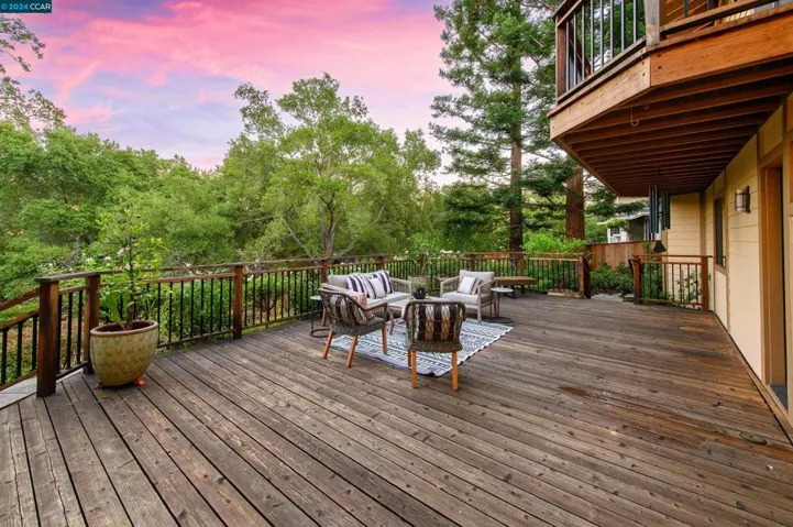 1850 Royal Court, Walnut Creek, California 94595