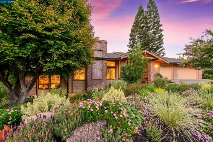1850 Royal Court, Walnut Creek, California 94595