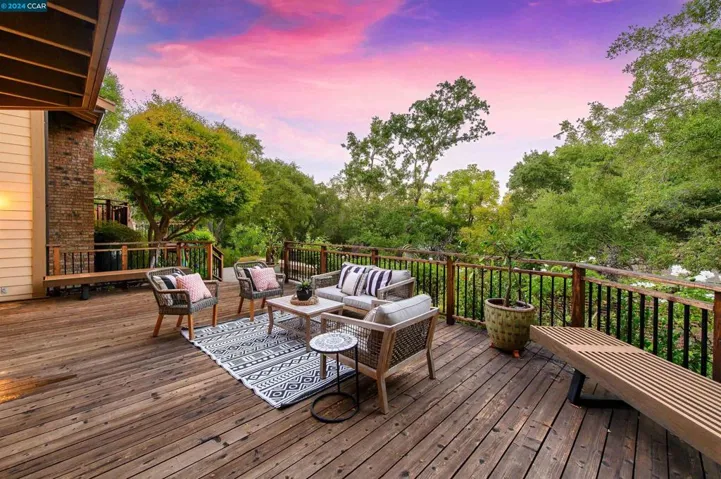 1850 Royal Court, Walnut Creek, California 94595