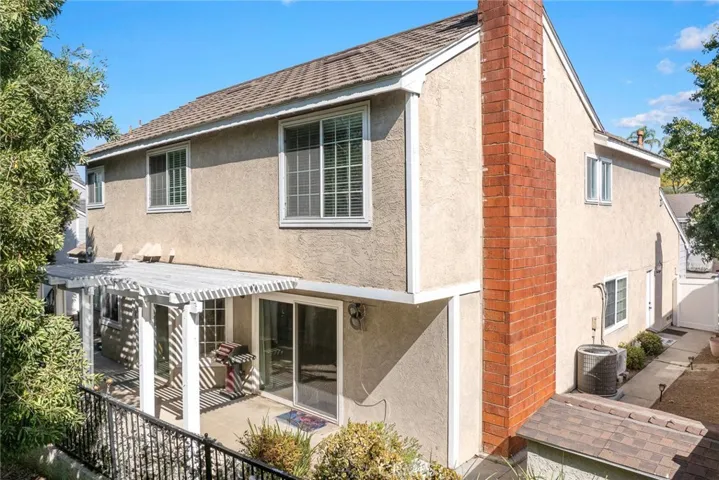 5221 E Fairlee Court, Anaheim Hills, California 92807