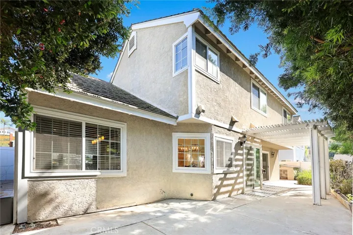 5221 E Fairlee Court, Anaheim Hills, California 92807