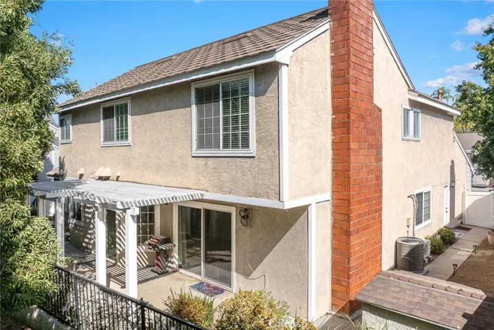 5221 E Fairlee Court, Anaheim Hills, California 92807