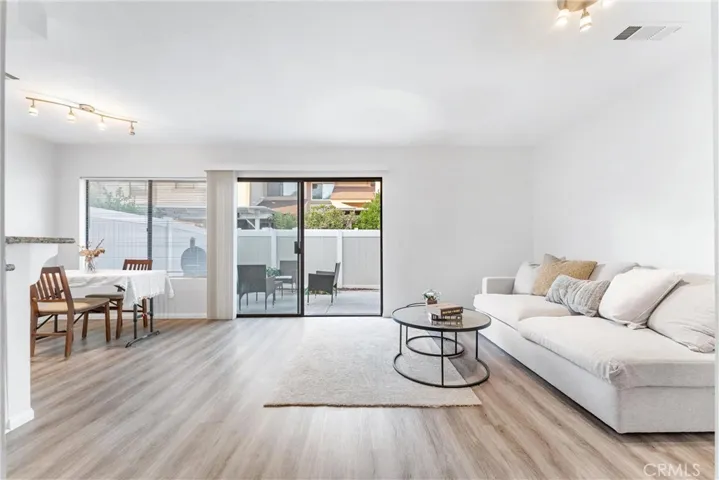 25201 Chestnutwood, Lake Forest, California 92630