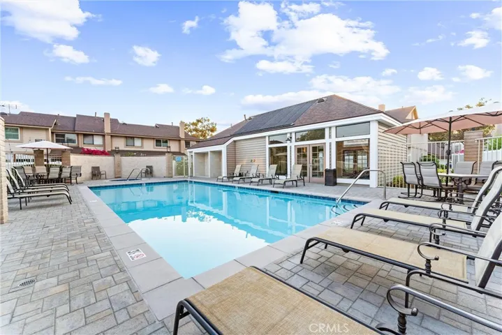 25201 Chestnutwood, Lake Forest, California 92630