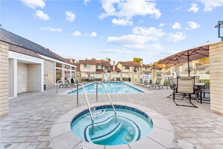 25201 Chestnutwood, Lake Forest, California 92630
