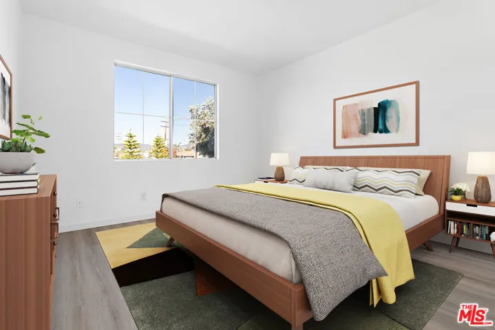 2033 Beloit Avenue 302, Los Angeles, California 90025