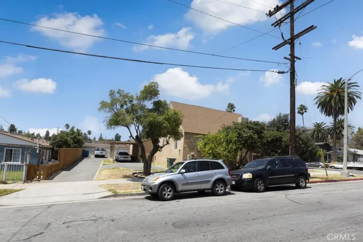 130 E Washington Boulevard, Pasadena, California 91103