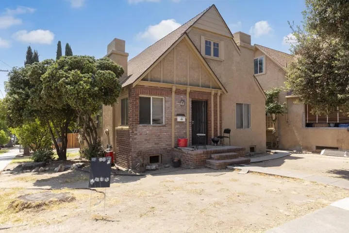130 E Washington Boulevard, Pasadena, California 91103
