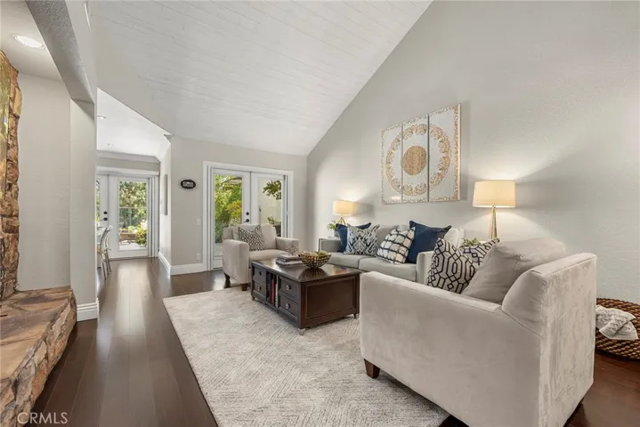 High Ceiling - Open and Bright.