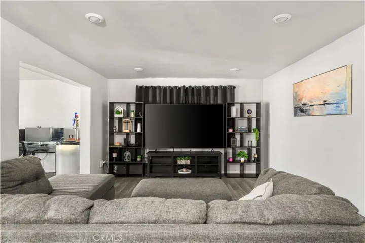 1007 S. Cambridge St., Anaheim, California 92805