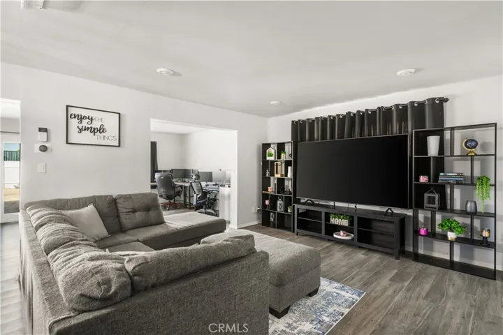 1007 S. Cambridge St., Anaheim, California 92805