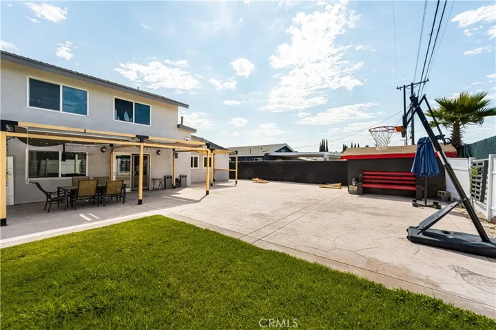 1007 S. Cambridge St., Anaheim, California 92805
