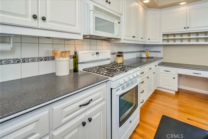 18851 Deer Hollow Road, Hidden Valley Lake, California 95467