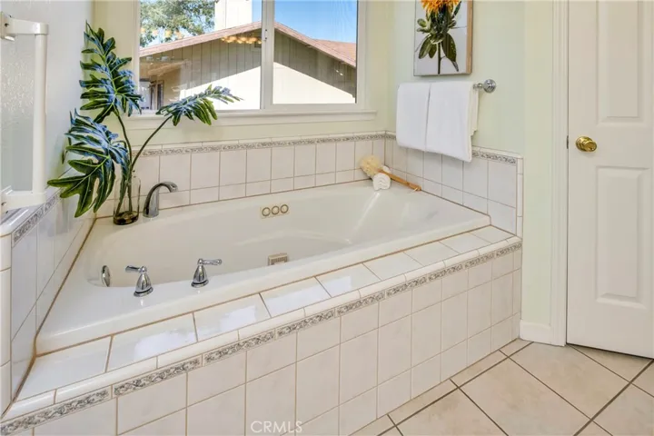 18851 Deer Hollow Road, Hidden Valley Lake, California 95467