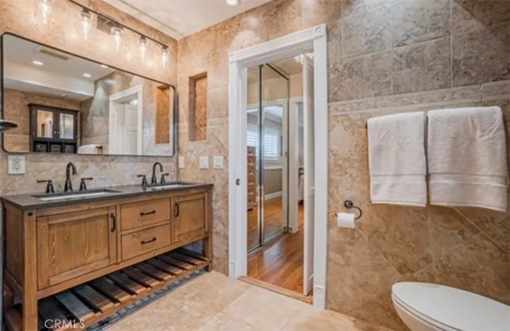 1881 W Macarthur Street, Rancho Palos Verdes, California 90275
