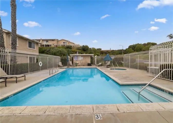100 Calle Cuervo, San Clemente, California 92672