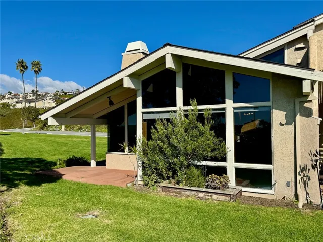 100 Calle Cuervo, San Clemente, California 92672