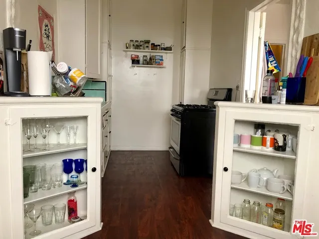 429 N Ogden Drive 2, Los Angeles, California 90036