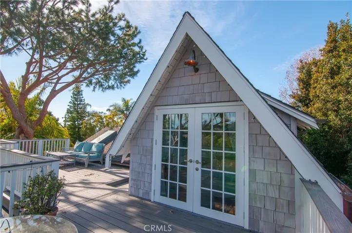 559 Calliope Street, Laguna Beach, California 92651